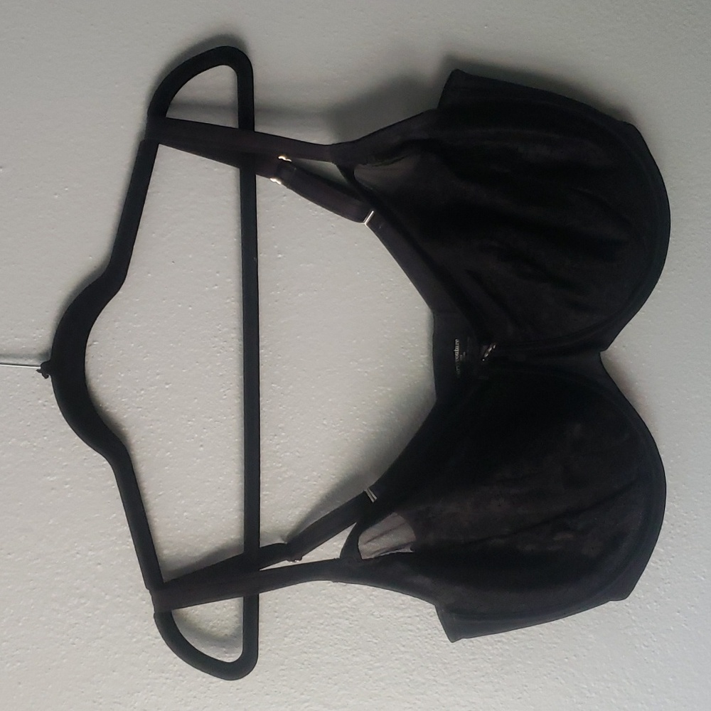 Curvy Couture bra